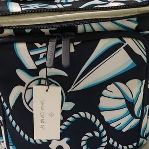 Vera Bradley Lighten up travel cooler Island Shore pattern